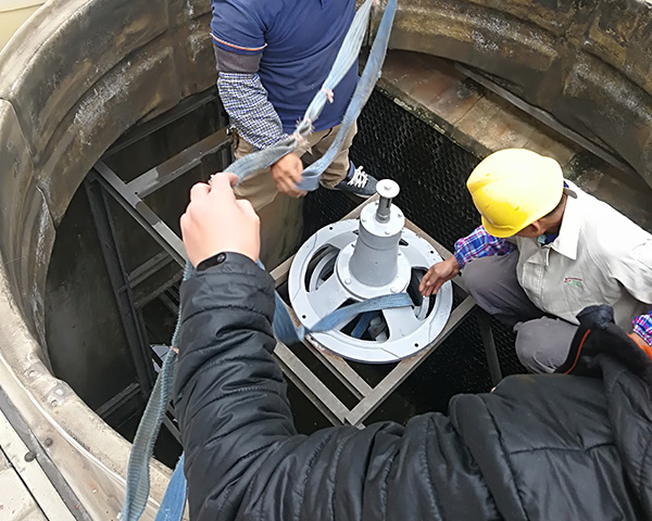 盈峰廣場冷卻塔風機維修