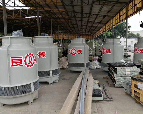 良機(jī)逆流式冷卻塔方形